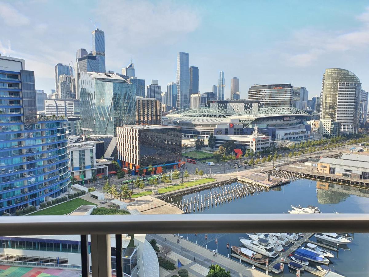 Harbour Escape Apartments Docklands Melbourne Exterior photo