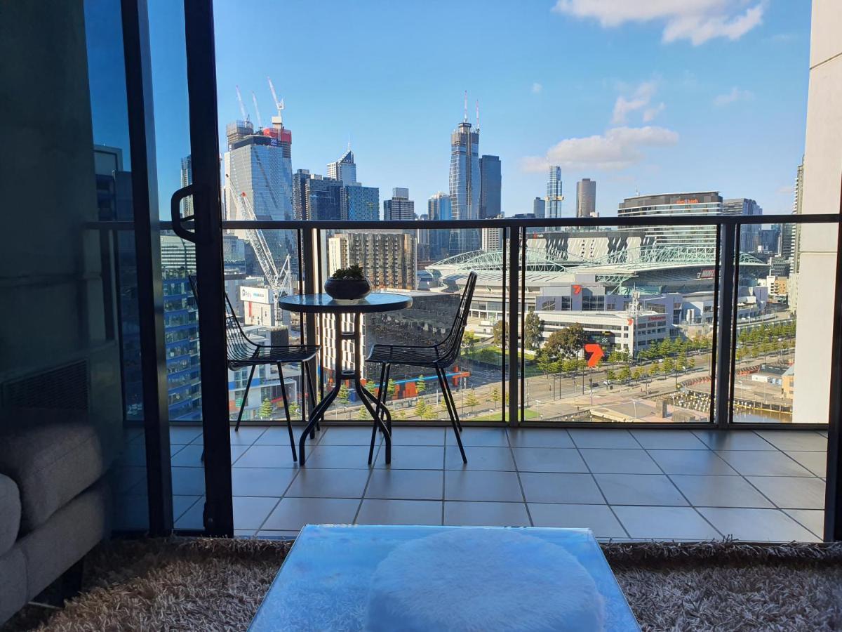 Harbour Escape Apartments Docklands Melbourne Exterior photo